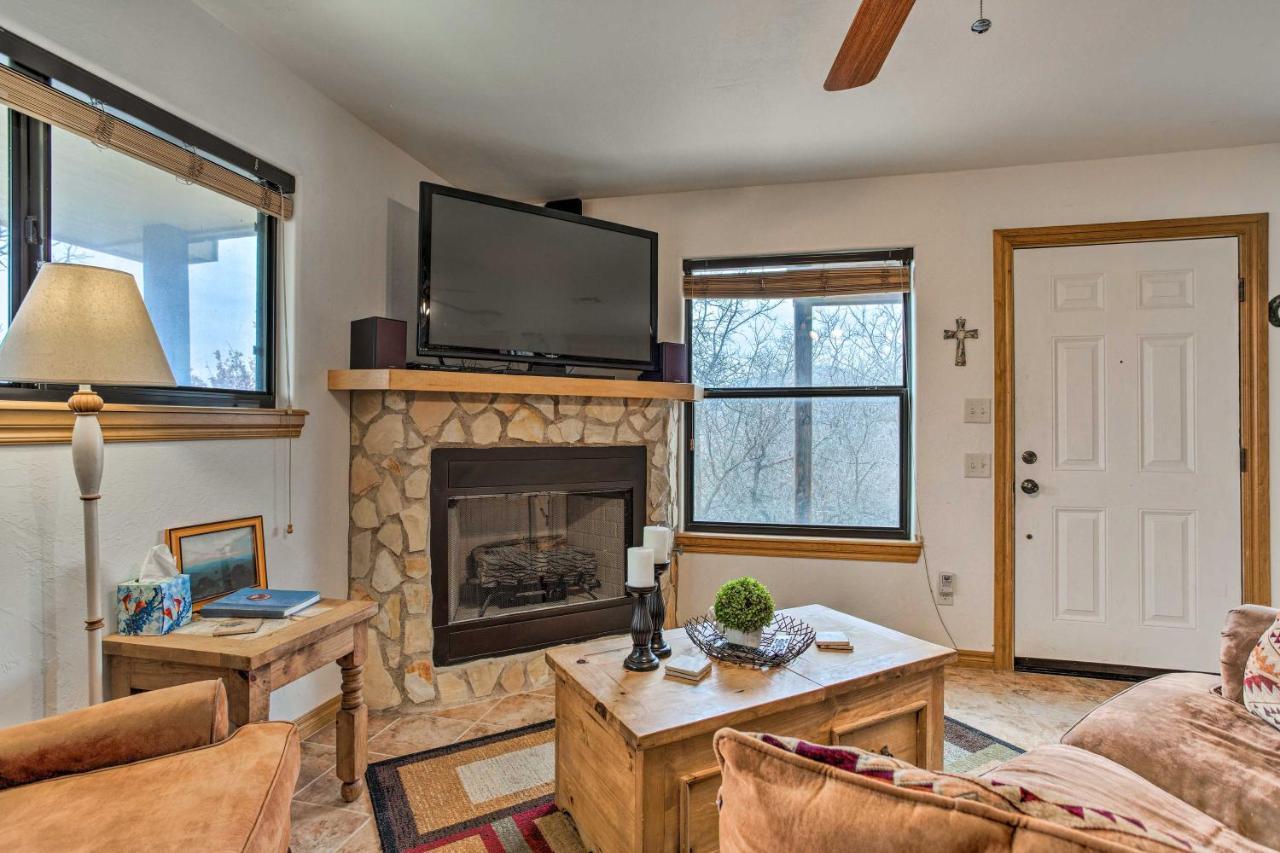 Medicine Park Cabin Rental With Mountain View Экстерьер фото