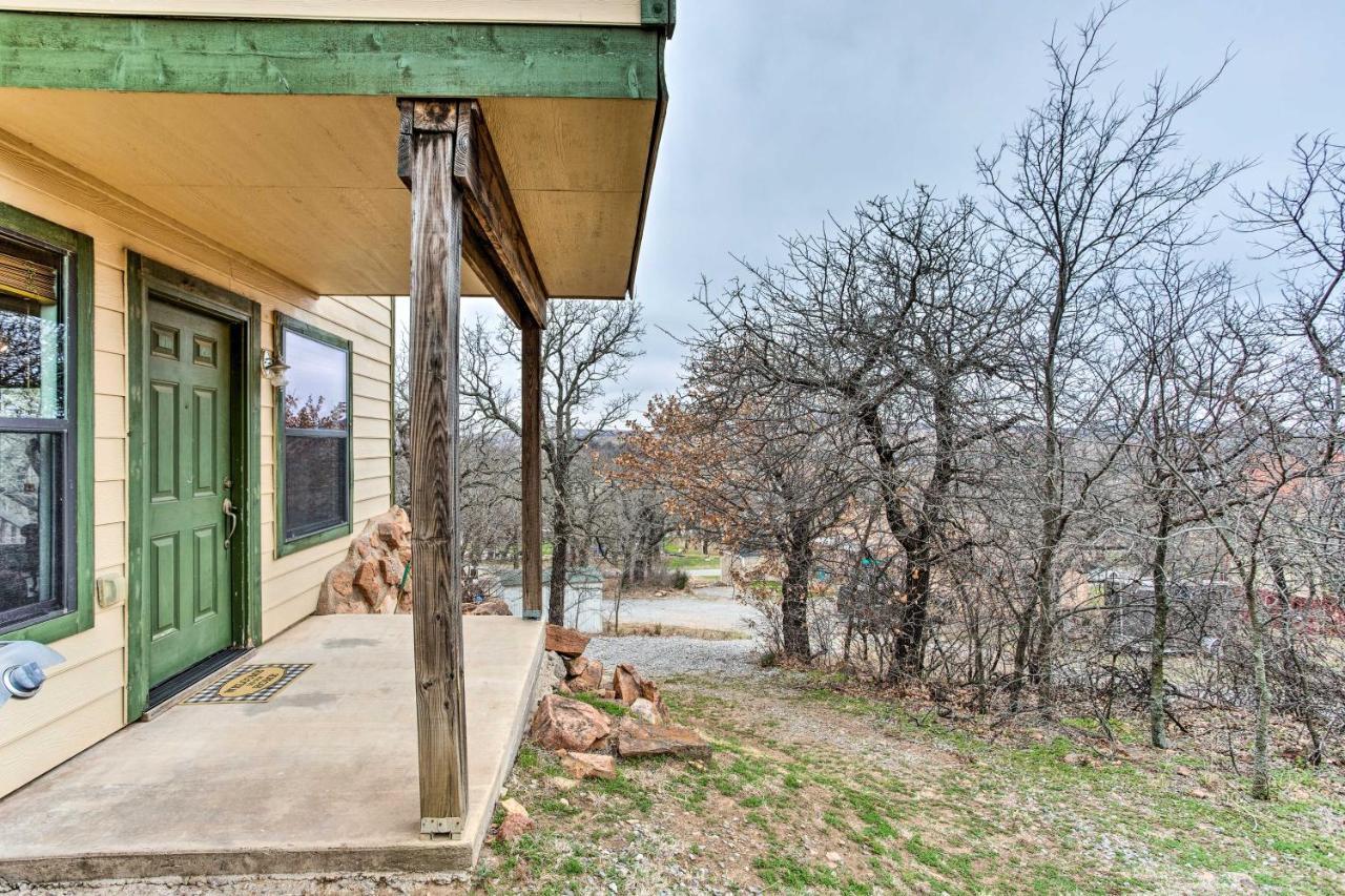Medicine Park Cabin Rental With Mountain View Экстерьер фото